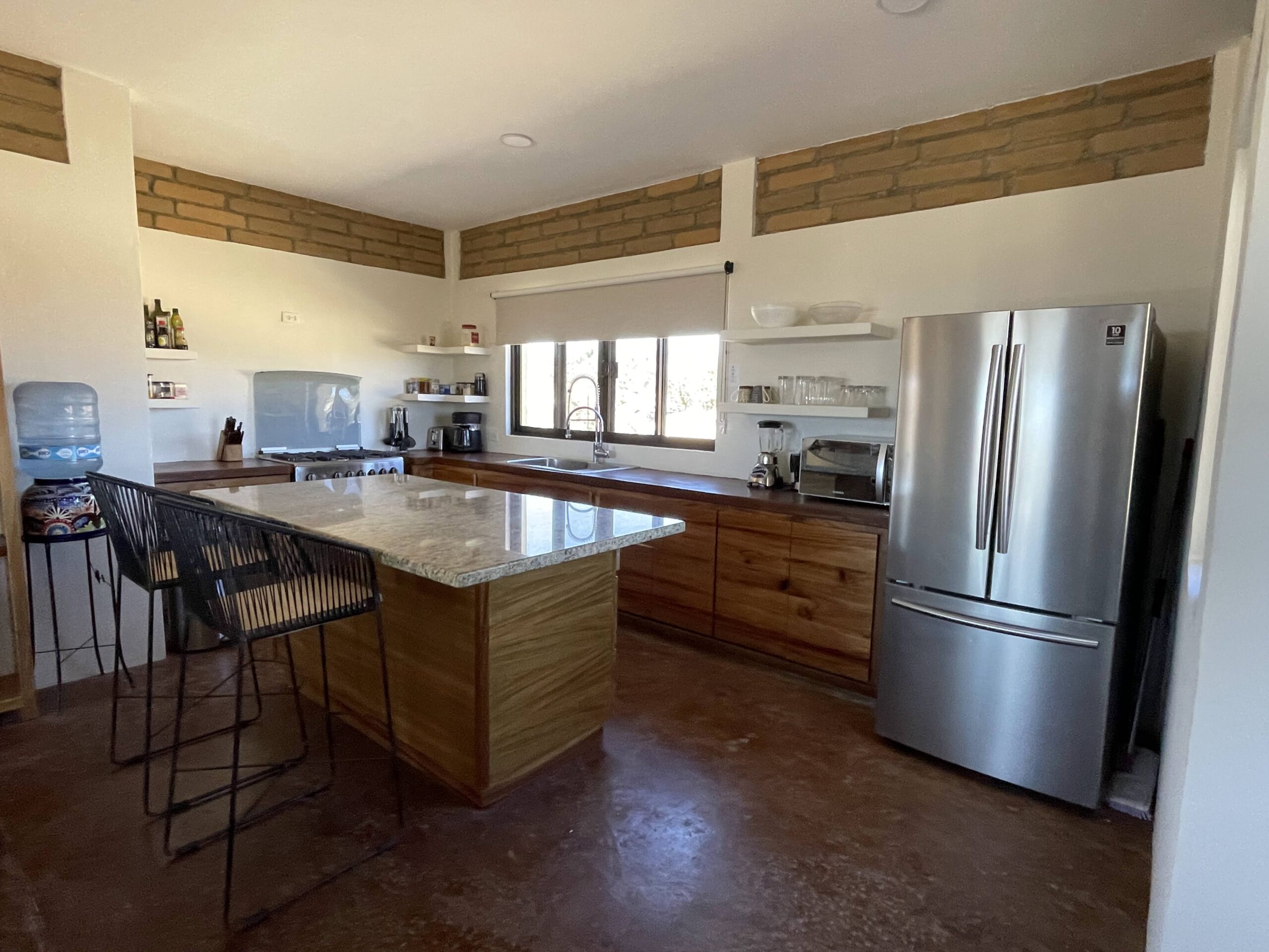 1B60DFC7-3F91-448A-A735-FC2235B1AF7F