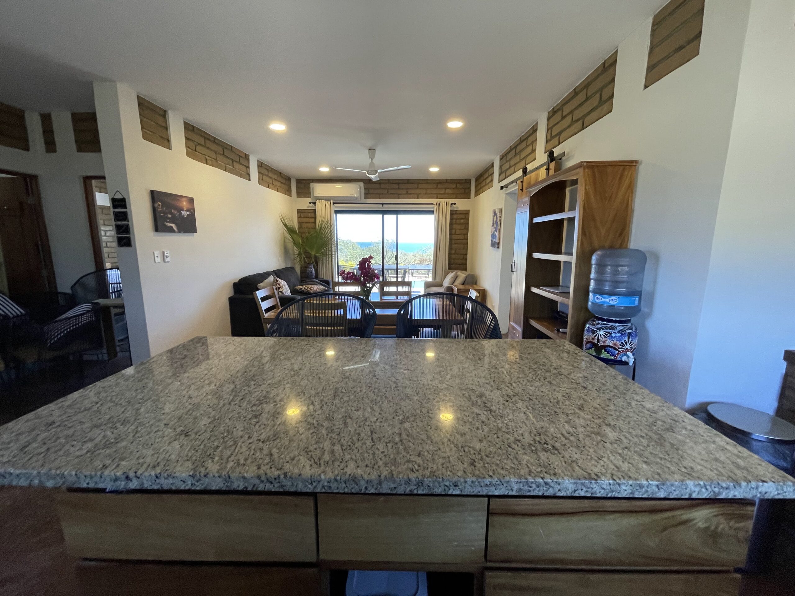 76DFF5E6-83B8-45FE-B564-73C61D1DB7EF